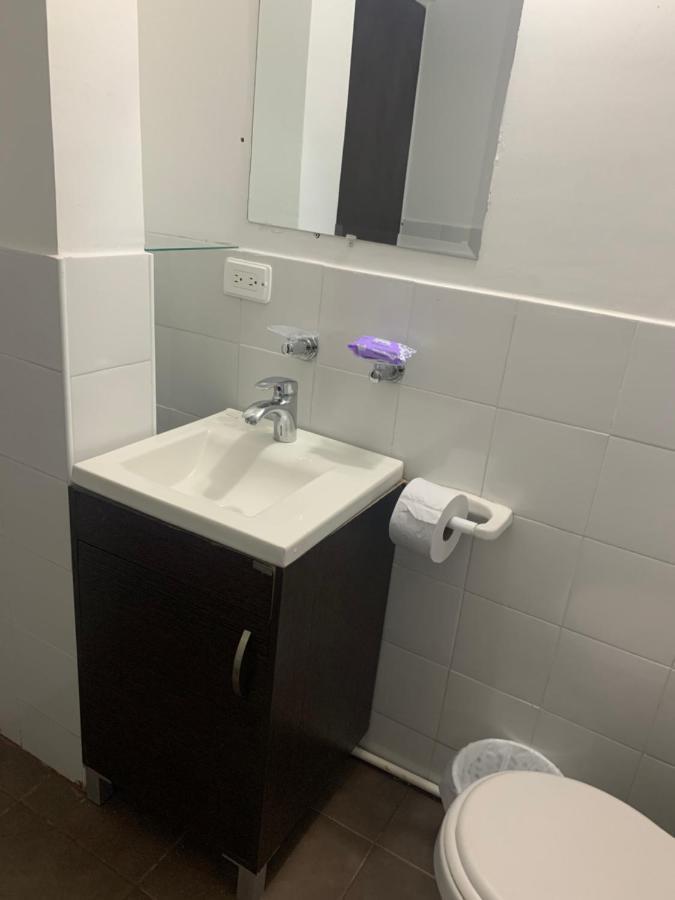 Apartment Apto Cerca Del Cc Titan Plaza 102