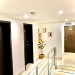 Bogota Rooms Heroes