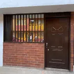 Apartaestudio Pequeno Privado Cerca Al Aeropuerto