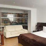 Suites Casa 95