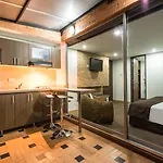 Hotel Regency Suites La Feria