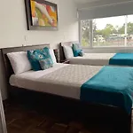 Hotel Arena Plaza Inn