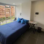 Apartamento Independiente Santa Barbara Alta 404