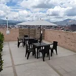 Edificios De Apartamentos Central Con Ascensor 604