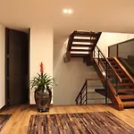 Casa En Santa Ana Oriental Bogota /500 M2