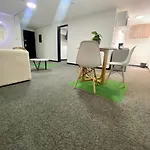 Home76 Apartments