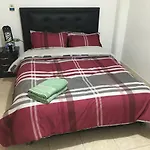 Dorado Airport Rooms & Apartments