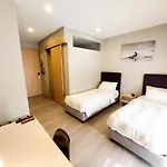 Hotel Arena Suites Movistar Arena