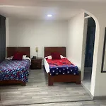 Hotel Comic City