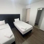 Hotel American House
