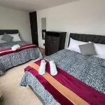 Hospedaje Sary House