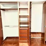Pleasant Top Level Apartment Close To Shops