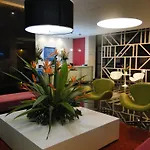Hotel Bh Parque 93
