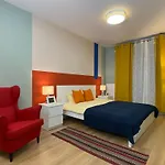 Green Apartment