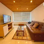 Acogedor Apartamento, Cerca Del Aeropuerto!