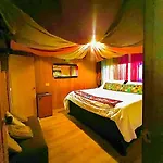 Indian Palace Hotel Boutique