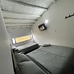 Hostel Av Suba 116