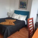 Piso Familiar Cerca Emnajada Y Habitaciones Sector De Corferias G12
