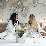 Sm Grand Hotel
