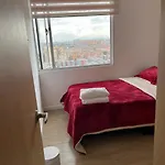Habitacion Con Vista De La Ciudad En Fontibon