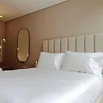 R! - Exclusive Loft View Panoramic City