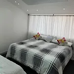 Hostal Fontana Unicentro