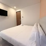 Apartamentos Regency La Feria