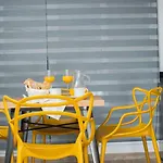 Aparta Hotel Caprin
