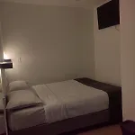 Donde Duerme El Embajador