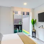 Modern Loft In 94 St