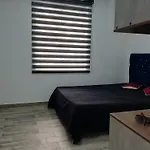 Sector De Corferias , Apartaestudios Y Habitaciones , A 10 Cuadras Embajada Americana , Cerca Al Can , G 12 , Universidad Nacional , Aeropuerto A 2 Cuadras Estacion Ciudad Universitaria Marque-Tresdiecisietecincoveintisieteveintiseistreintayuno
