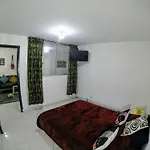 Habitacion La Quinta Rent Short & Room Service