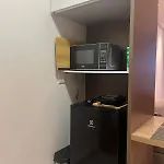 Apto Central, Tranquilo Con Guardado De Maletas