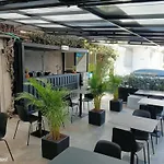 Hostel Joy Cll 85