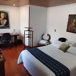 Elias Di Caprio - Habitaciones -