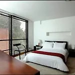 Travelers Suites Gold