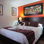Hotel Apartasuite Normandia