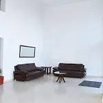 Homy Apartamentos #7 - Corferias, Embassy, Airport, G12, Un, Agora