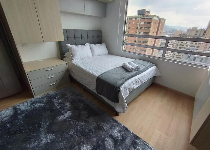 Refugio En Las Alturas,Cerca A Zona Gubernamental En Centro De Bogota