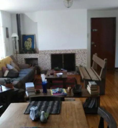 Alquilo Habitacion Amoblada Amplia En Barrio La Magdalena En La Localidad De Teusaquillo