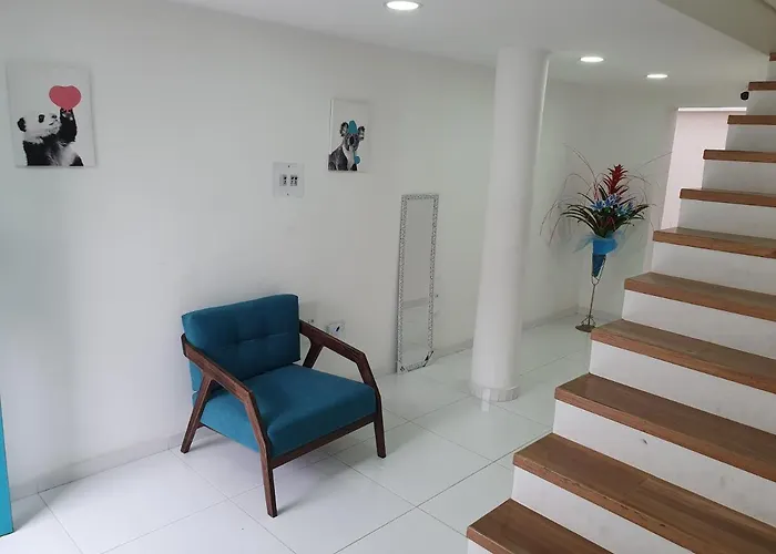 Homy Apartamentos #5 - Corferias, Embassy, Airport, G12, Un, Agora