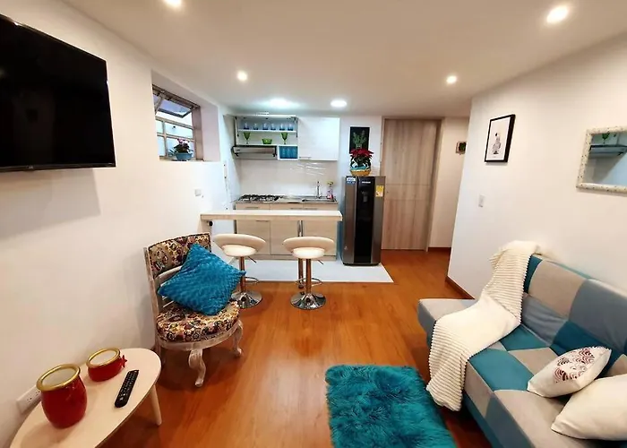 Homy Apartamentos #6 - Corferias, Embassy, Airport, G12, Un, Agora