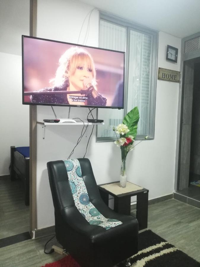 Portal El Dorado, A Solo 5 Min Del Aeropuerto, Vias, Cll 26 Apartment Bogota