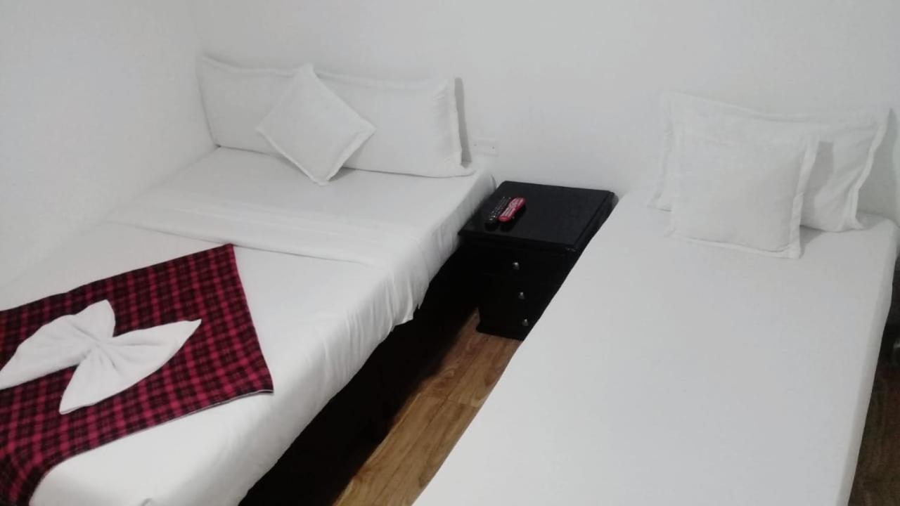 Casa Turistica Feria Nova Hotel