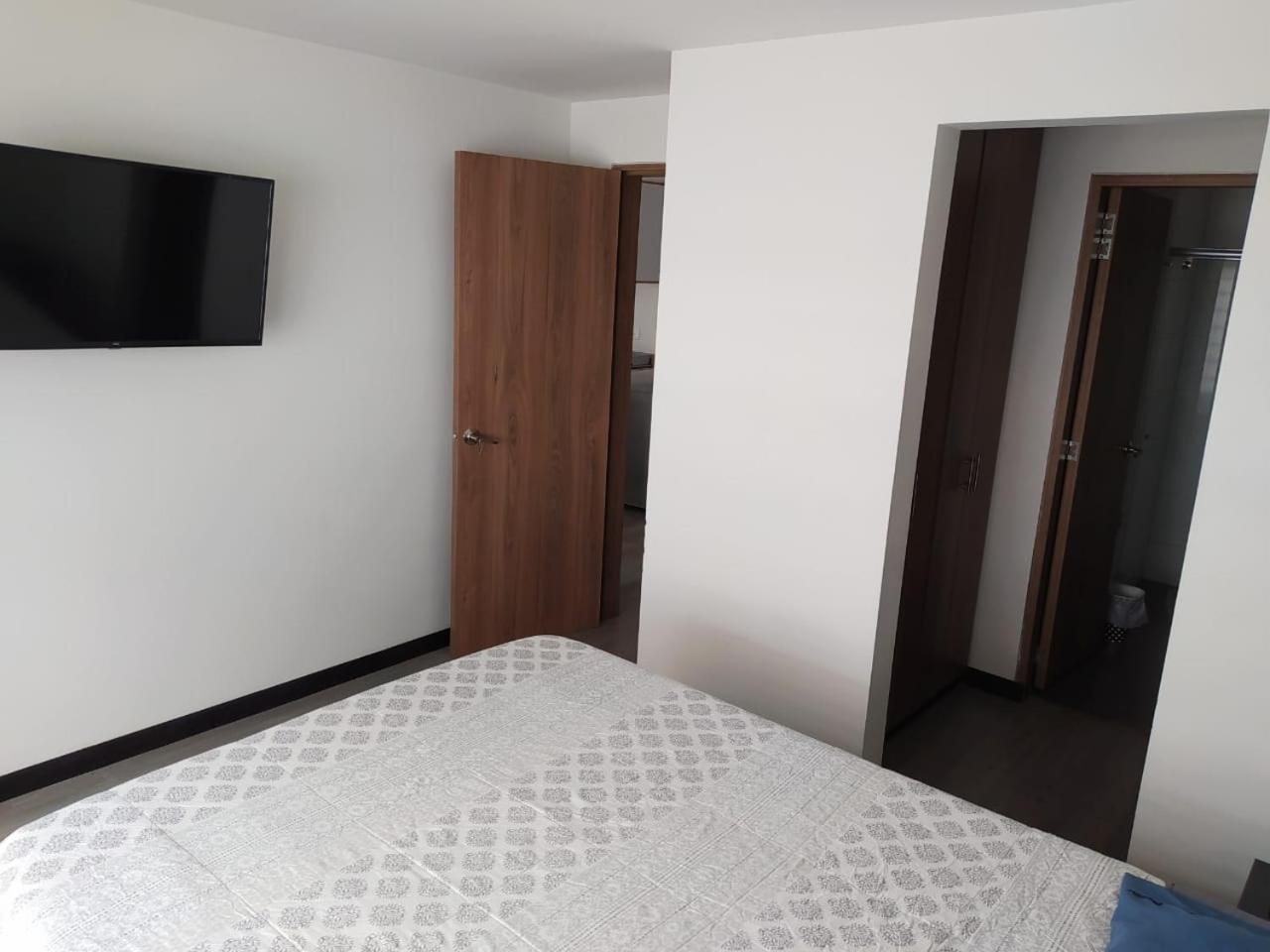 4 Cedritos Completo Apartamento *
