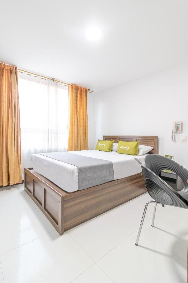 Hotel Ayenda 1086 Torre 52 Bogota