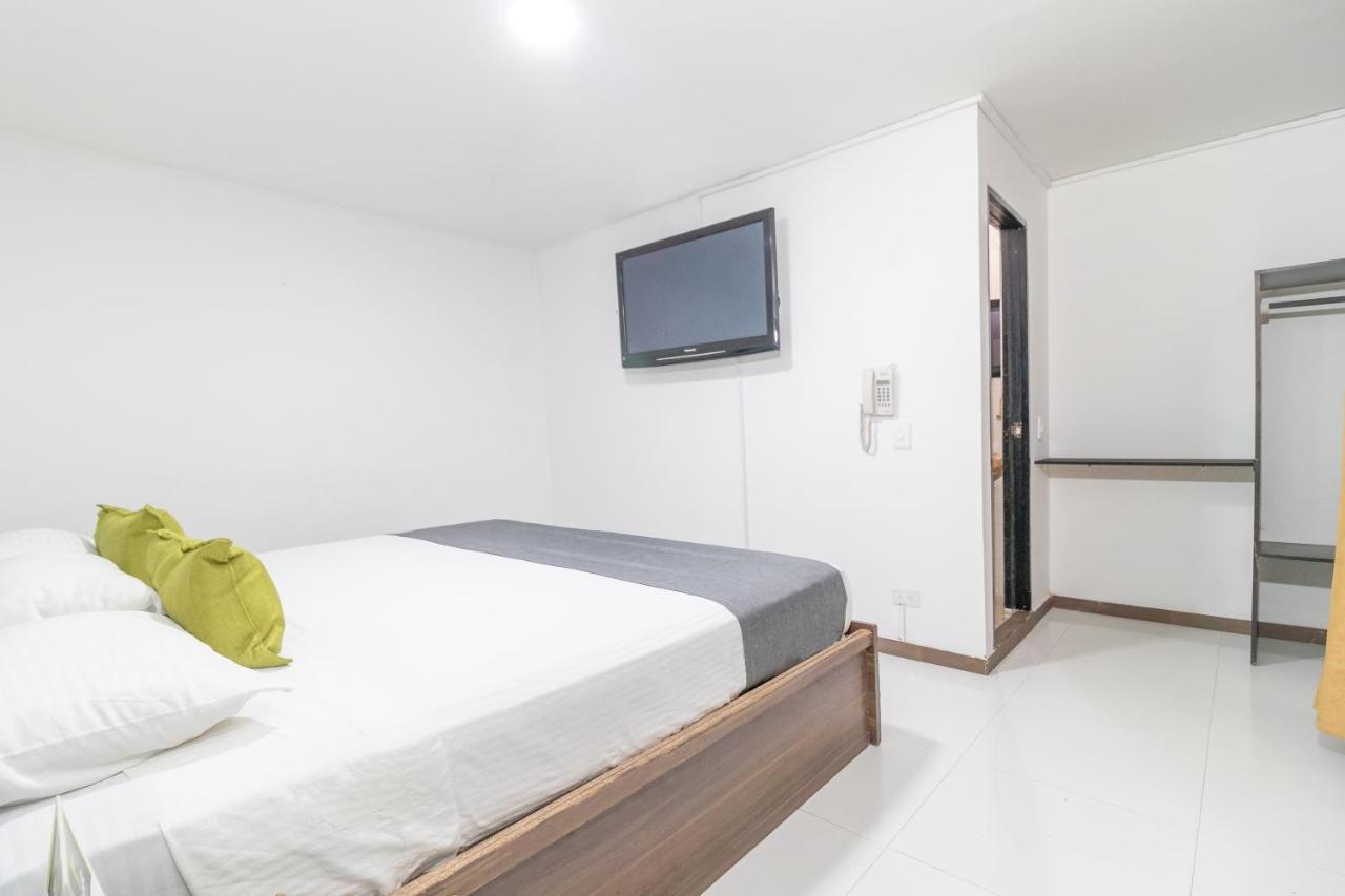 Ayenda 1086 Torre 52 Bogota