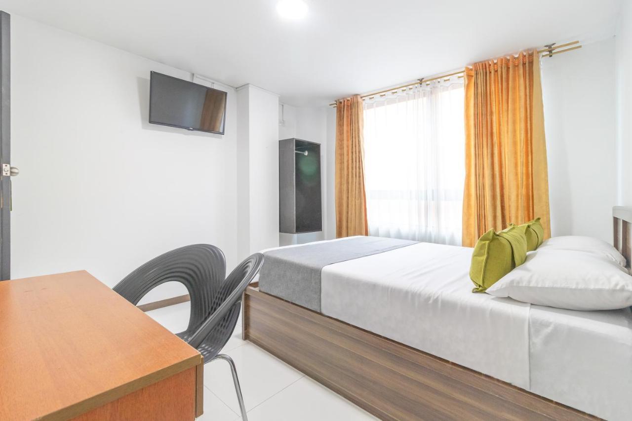 Hotel Ayenda 1086 Torre 52 Bogota