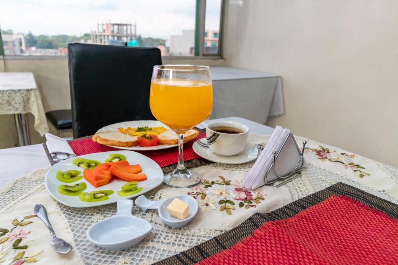 Hotel Ayenda Titan Jj 1075 *