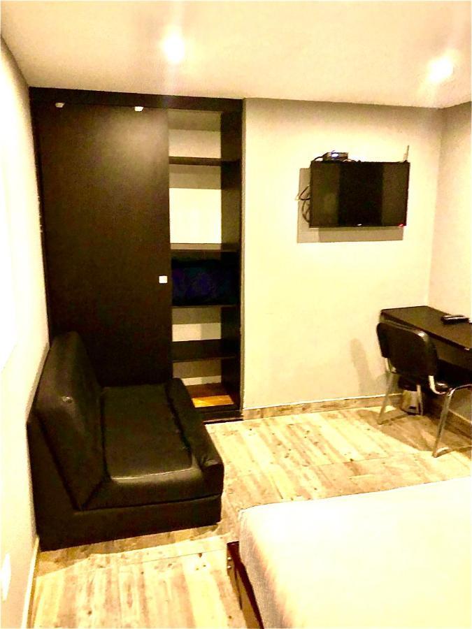 Heroes Guest house *